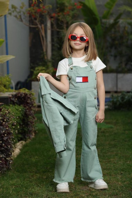 افرهول جينز - Tommy