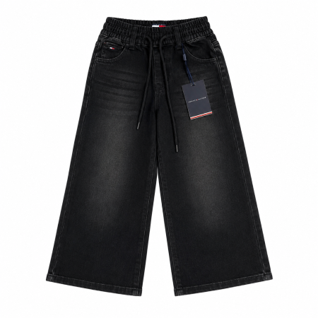 اسود/ black