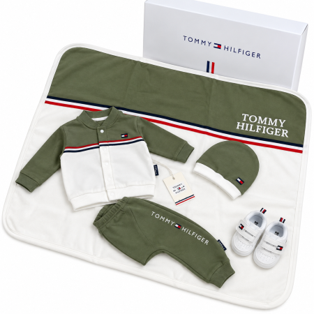 طقم Newborn tommy